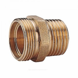 Ниппель латунь переходной Ду 20х15 (3/4"х1/2") под евроконус НР R180R Giacomini R180RY017